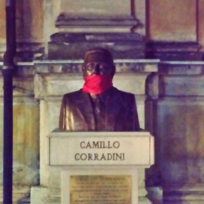 No alla censura, CasaPound imbavaglia le statue in oltre cento città italiane