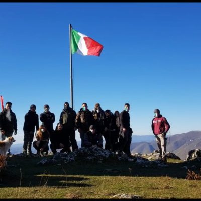 Monte Giano, CasaPound restituisce alla vetta il suo tricolore