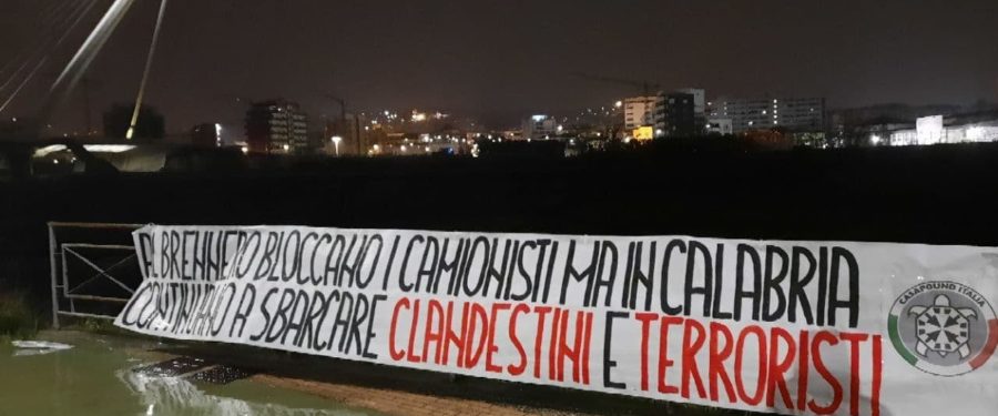 CasaPound, protesta dal Brennero alla Sicilia: “Si bloccano i camionisti ma continuano a sbarcare clandestini e terroristi”