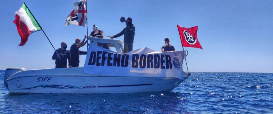 Militanti CasaPound presidiano costa del Sulcis contro sbarchi clandestini