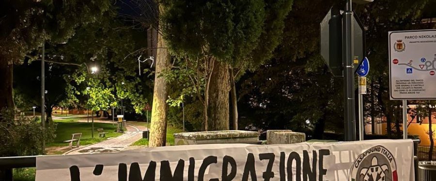 “L’immigrazione uccide”, striscione di CasaPound a Rovereto
